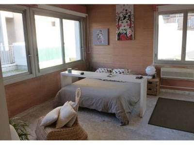 photo1