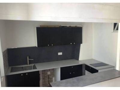 photo1