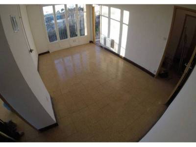 photo1