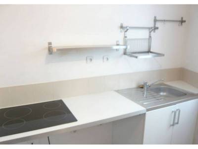 photo1