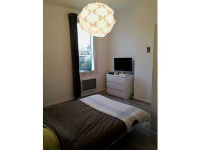 photo1