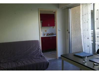 photo1