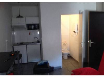 photo1