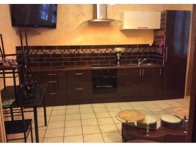 photo1