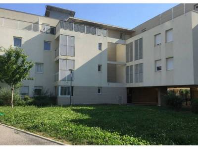 photo1