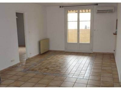 photo1