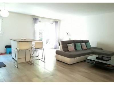 photo1