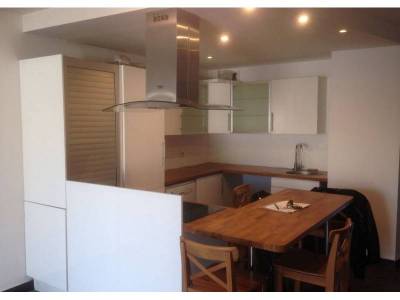 photo1
