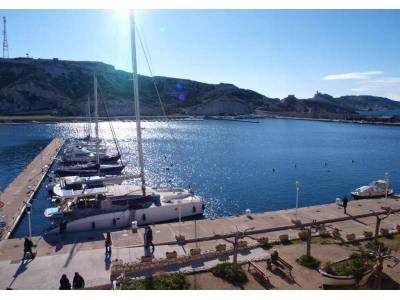 Vue sur le port