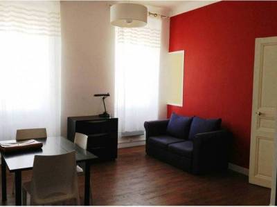 photo1